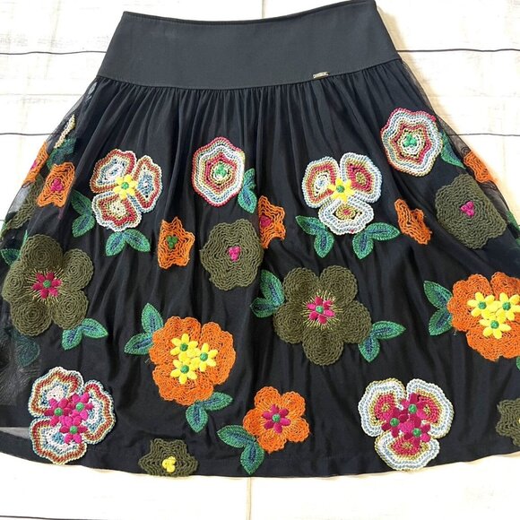 Guzella Floral Skirt - Picture 1 of 8